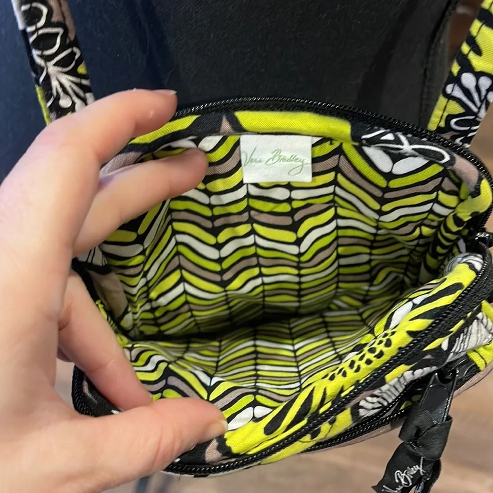 Vera Bradley crossbody brown with yellow. Built in organizer.